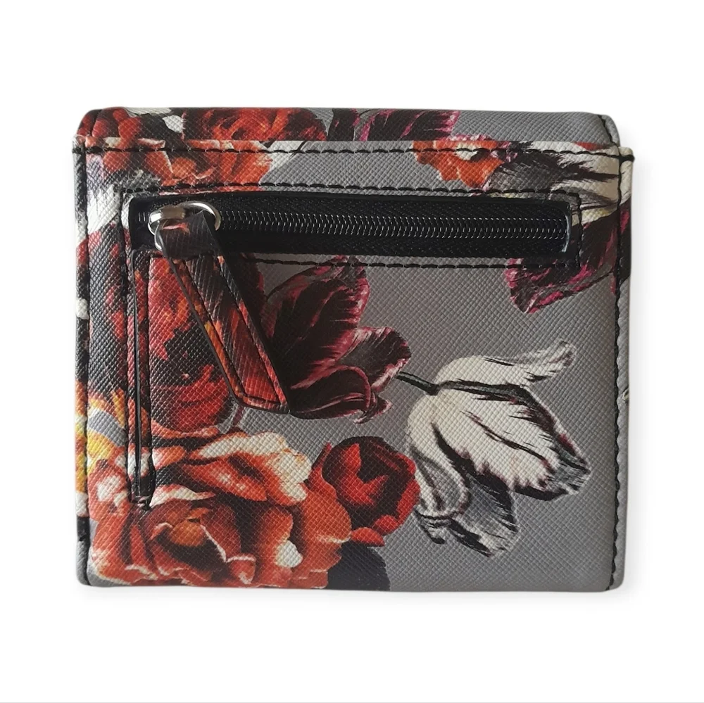 NINE WEST It Girl Floral Trifold Snap Wallet